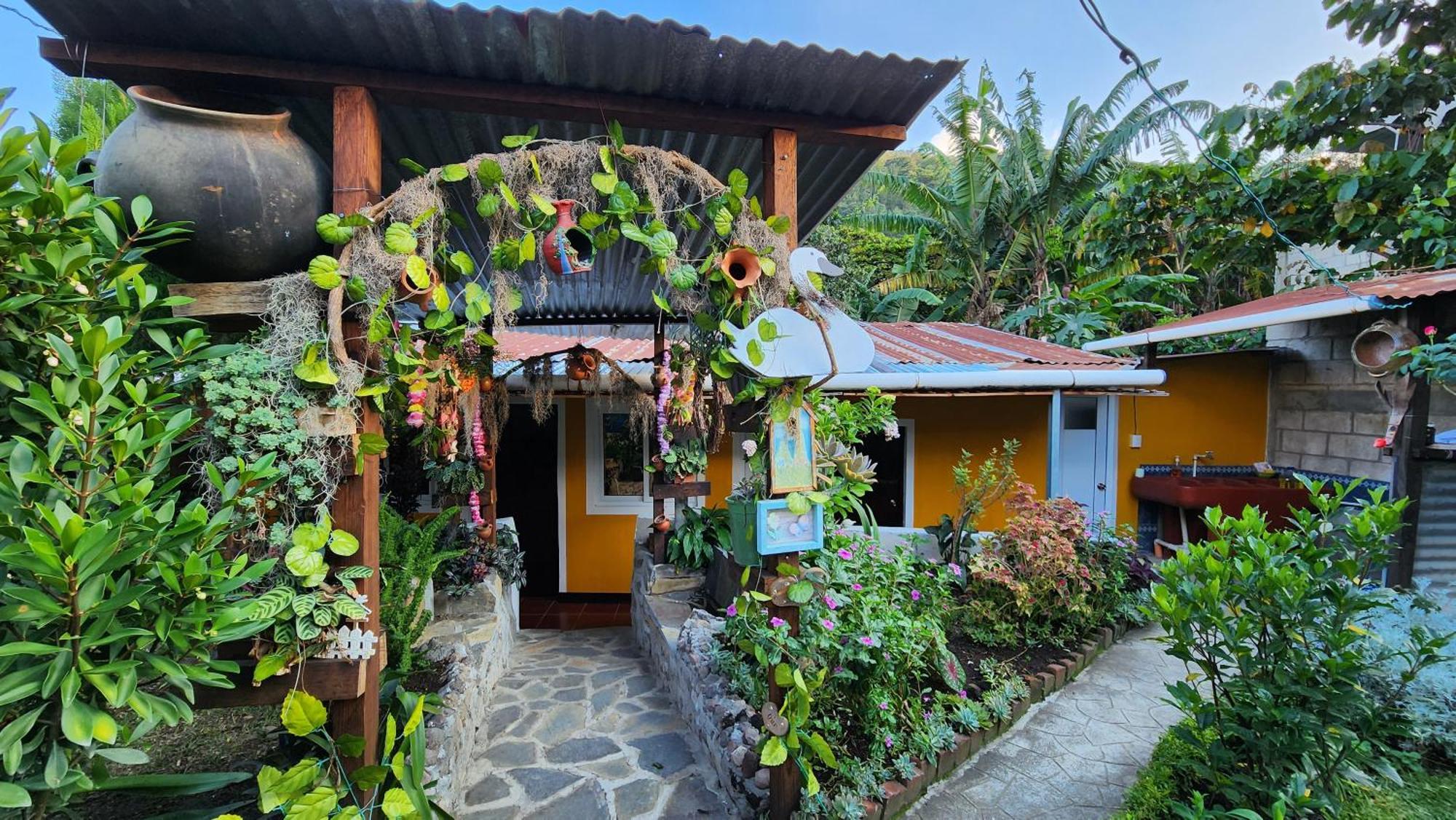 Posada Woochooch San Juan La Laguna Bagian luar foto